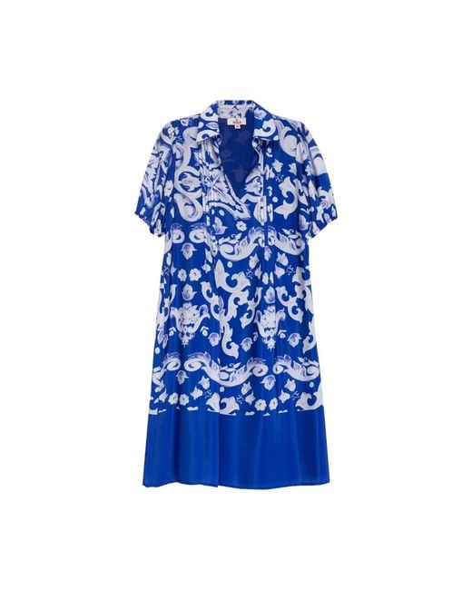 Niza Blue Long Printed Dress With Round Neckline