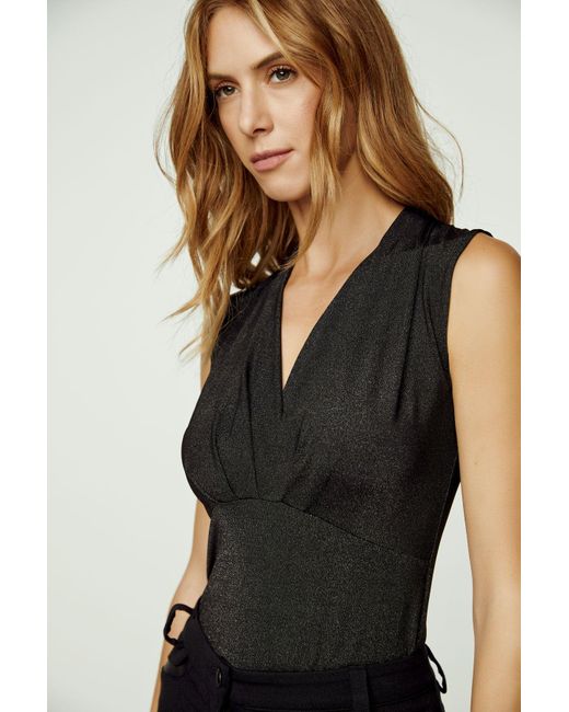 Conquista Black Faux Wrap Style Sleeveless