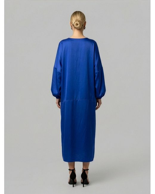 Helene Galwas Blue Ivanare