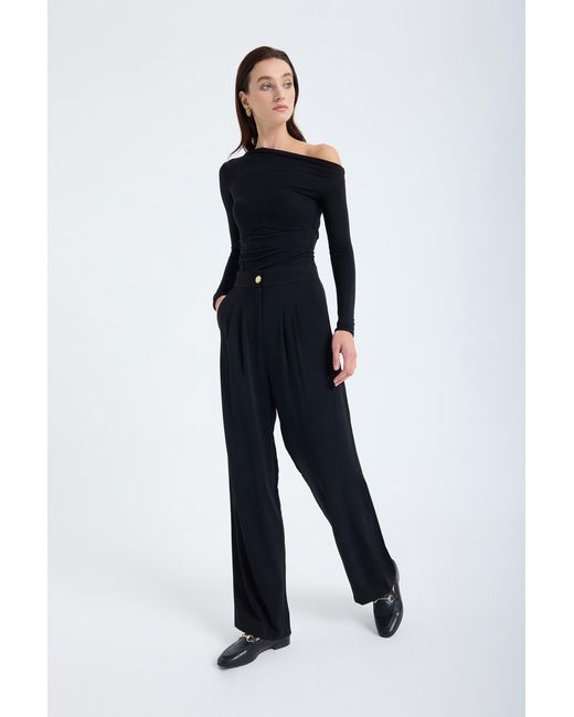 Monlicia Black Elara High Waist Pleated Trousers –