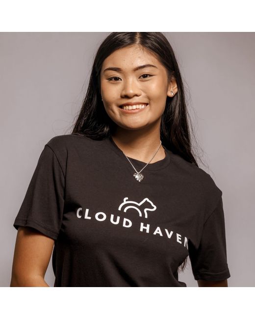 Cloud Haven Metallic Paw Prints On My Heart Necklace