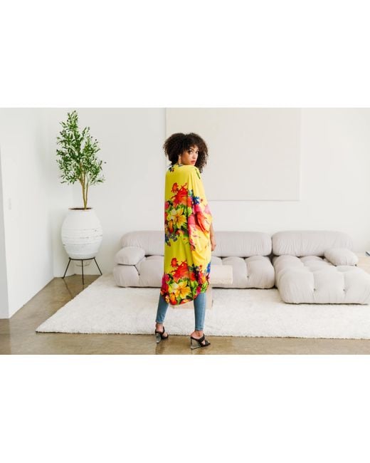 Byvinnik Yellow Coloratura Cape