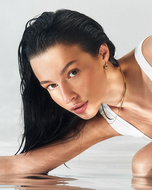Elk & Bloom Metallic High Hoops Chunky Teardrop 14K Ringed Hoops