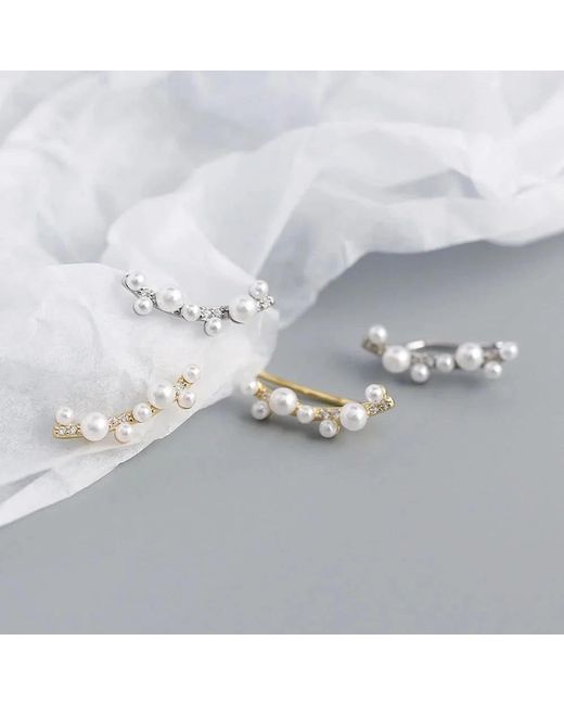 Angel Barocco Metallic Minimalist Freshwater Pearl Climber Earrings