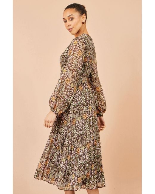 Yumi' Brown Ditsy Floral Pleated Midi Dress