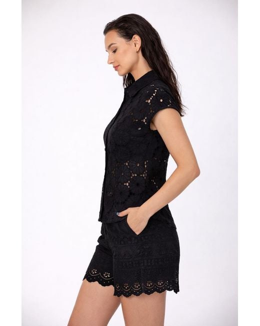 Smart and Joy Gray Cotton Lace Shirt With Short Sleeves