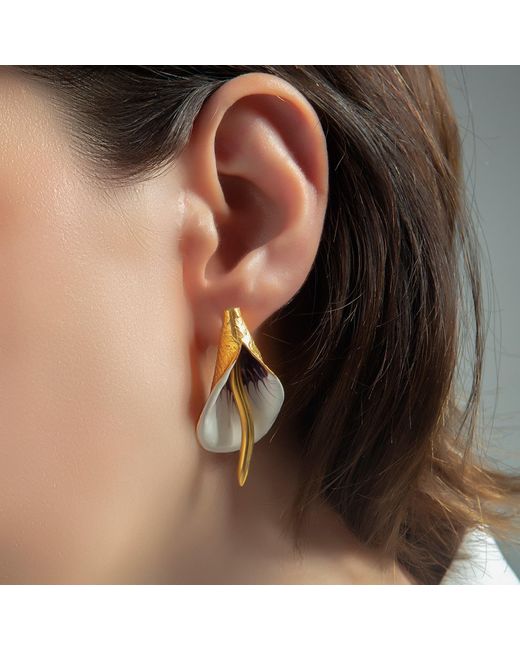 Milou Jewelry Metallic Calla Lily Flower Earrings