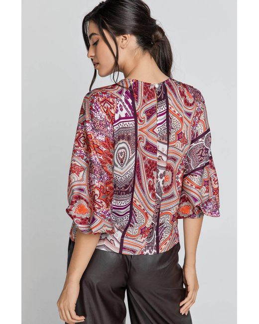 Conquista Red Print Top With Bishop Sleeves
