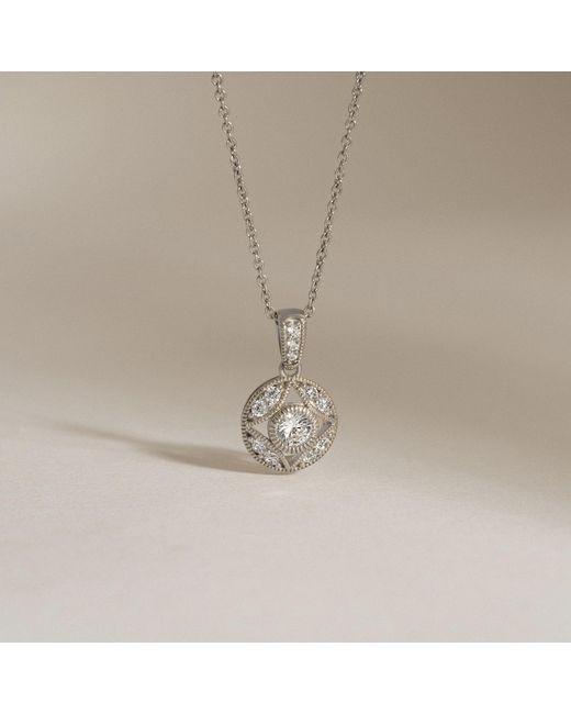 Diamonbliss Metallic Marilyn Monroe Vintage Round Pendant Necklace