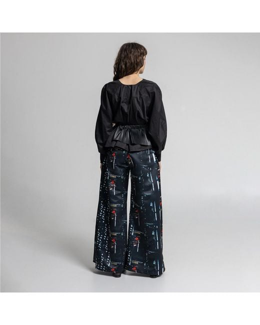 ARTISTA Black Sarah V-Neckline Blouse