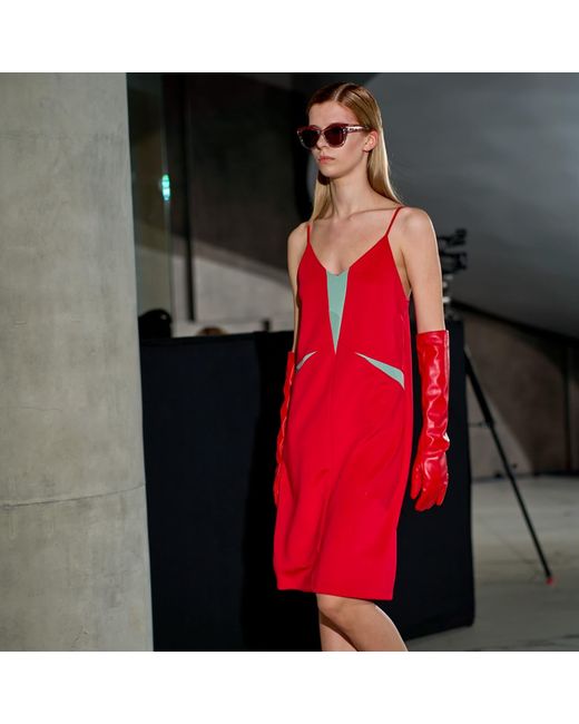 Laura Daili Red Geometric Grace Midi Dress