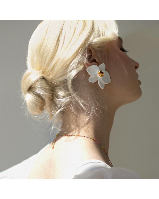 Sculp White Orchid Stud Earrings