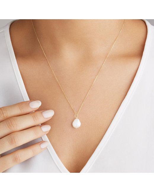 Lily & Roo Large Pearl Satellite Necklace in Metallic | Lyst
