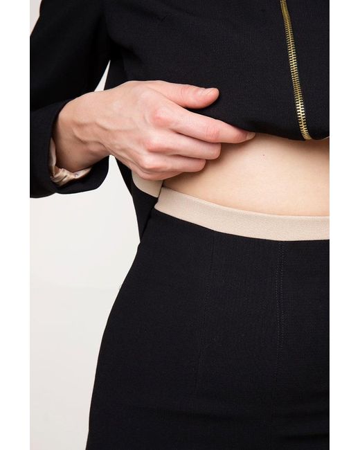 Conquista Black High-Waisted Skirt