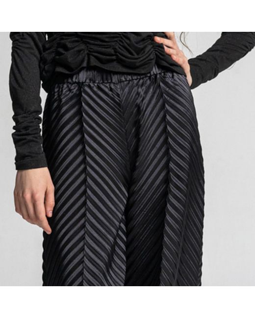 ARTISTA Gray Onix High Waisted Pleated Pants
