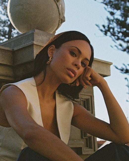 Ornare the Label Metallic Lily Hoops