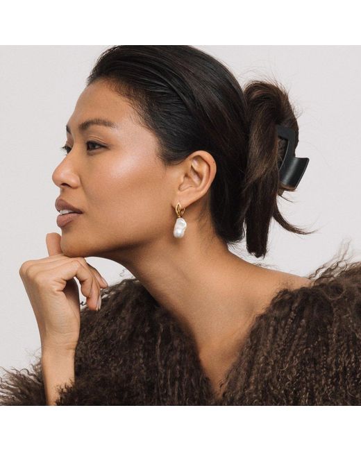 Lulu B London Metallic Baroque Pearl Wave Hoop Earrings