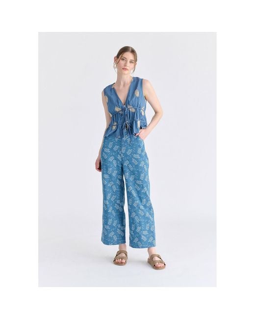 Paisie Blue Leaf Embroidered Tie Front Waistcoat