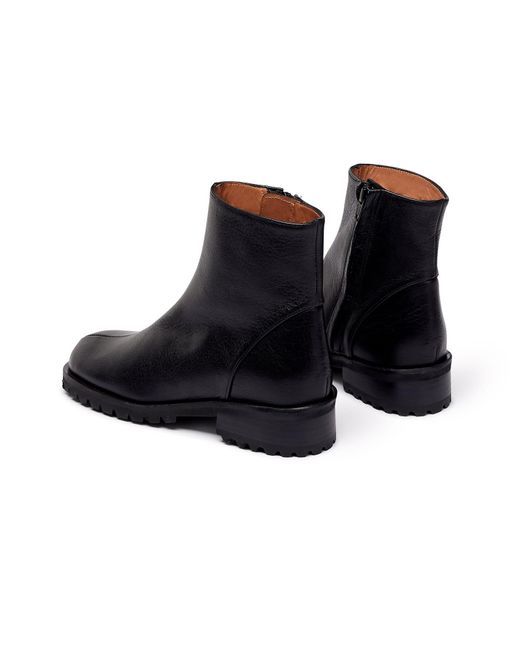 Naguisa Black Bina