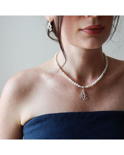 Larsuu Metallic Reef Necklace