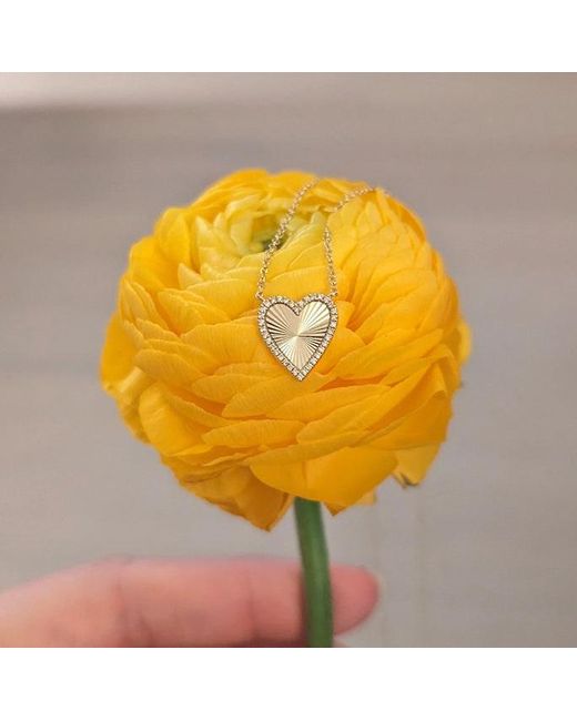 KAMARIA Metallic Fluted Heart Necklace With Diamonds