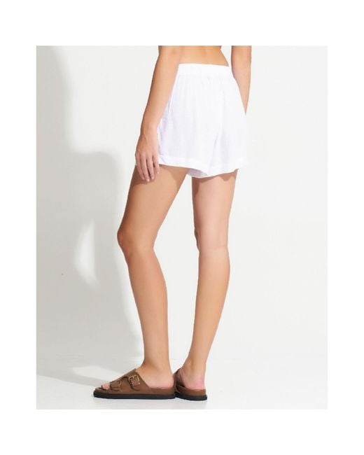 Morrato Bali White Viha Shorts