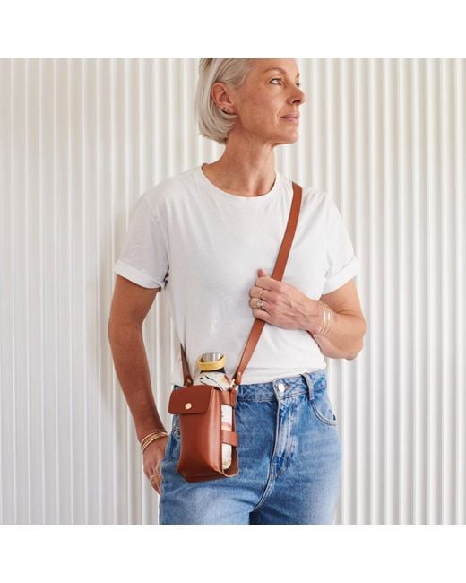 VIDA VIDA Brown Leather Water Bottle And Phone Holder Tan