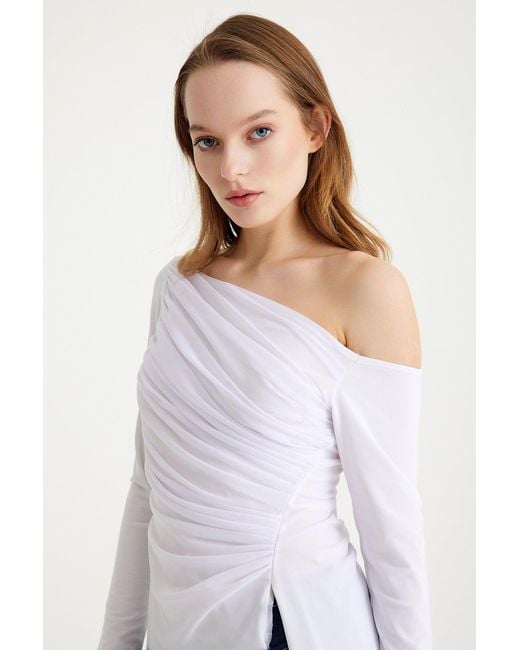 Growny White Caprina Blouse