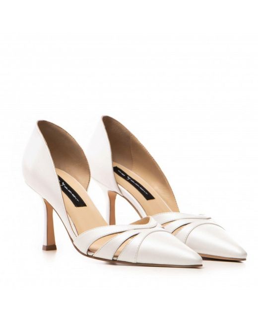 The 5Th Element Metallic Gilda Pumps