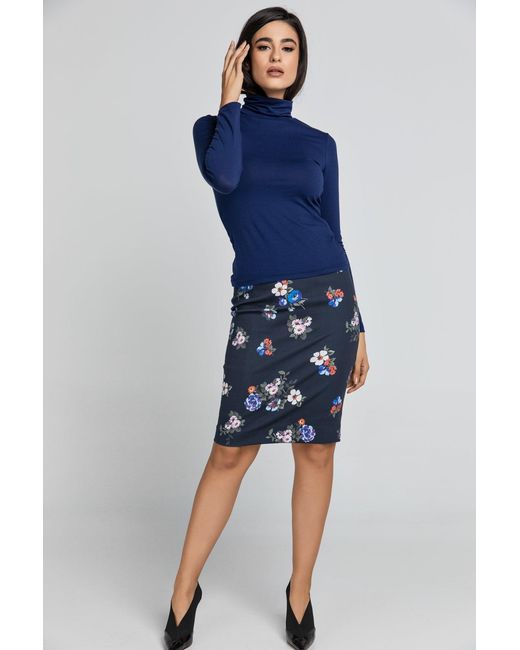 Conquista Blue Dark Turtle Neck Top By