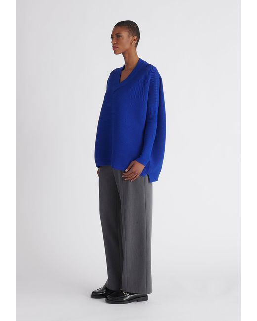 Paisie Blue V-Neck Ribbed Jumper