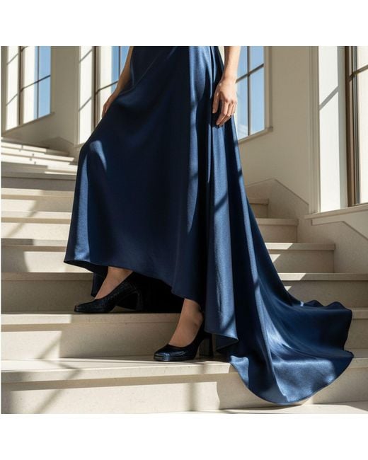 Beautiisoles by Robyn Shreiber Made in Italy Blue Cristina Embossed Leather Platform Work Evening Pump