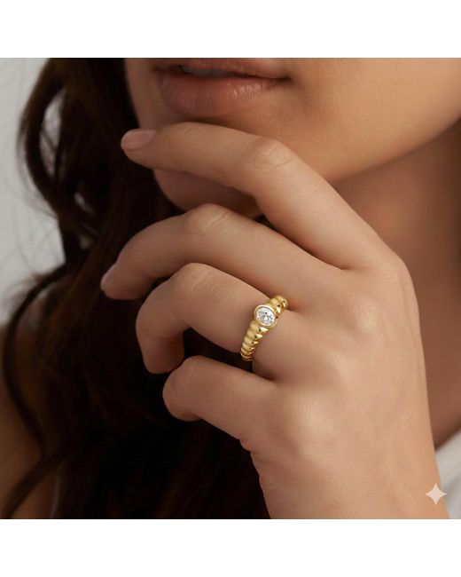 Artisan Metallic Oval Diamond Ribbed Band Ring