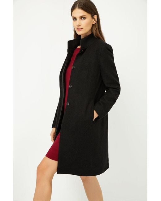 Conquista Black Coat With Button Detail