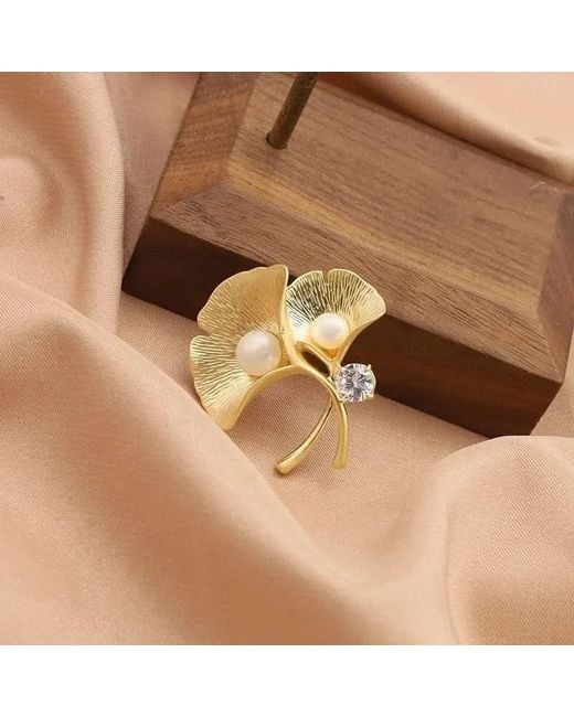 Angel Barocco Metallic Natural Freshwater Pearl Ginkgo Leaf Brooch