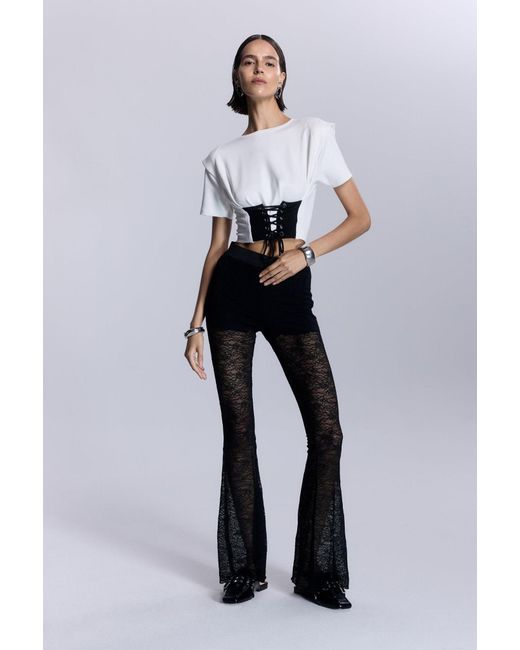 No'design White Elora Structured Shoulder Crop Top
