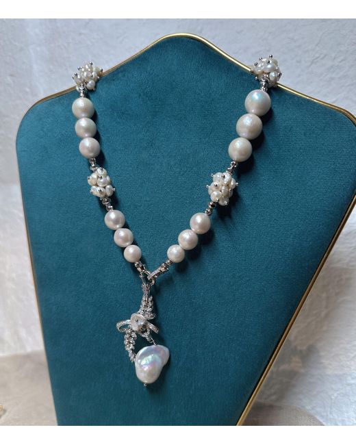 Ninemoo Metallic Celestial Blossom Pearl Necklace