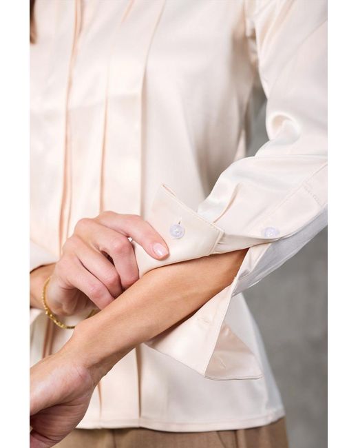 Madison / Savile Natural Ivory Regent Pleated Satin French Cuff