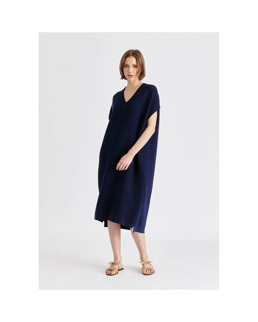 Paisie Blue V-Neck Sleeveless Ribbed Jumper Dress
