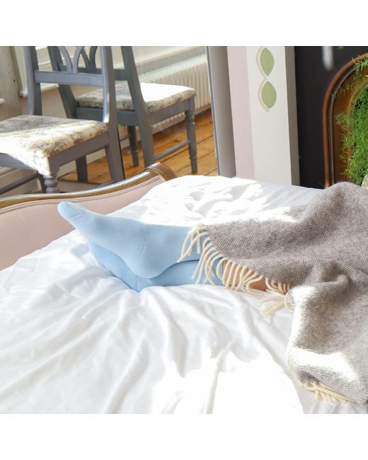 Peper Harow - Made in England Green Plain Bed Socks –