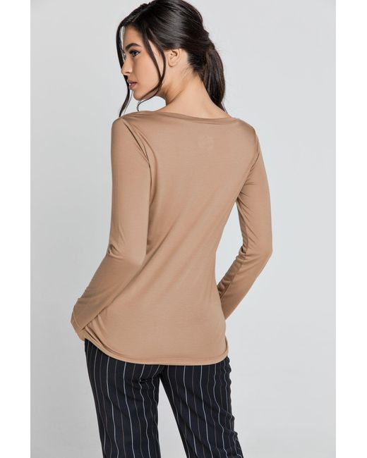 Conquista Brown Light V Neck Top