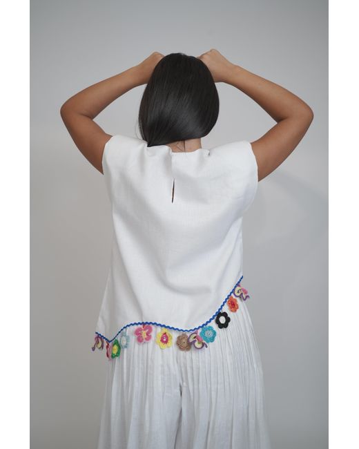 Muda Clothing Fz Llc White Fiji Summer Sleeveless Linen Top