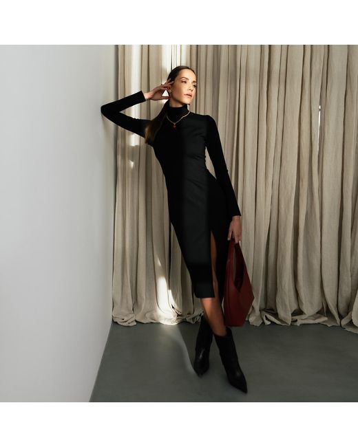 Mandragora Black Elegant Fitted Viscose Knee-Length Dress – Laurell