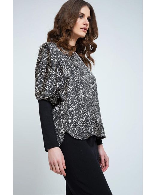 Conquista Black Sleeve Detail Print Top