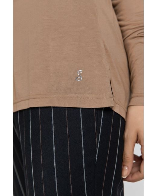 Conquista Brown Light Top With Long Batwing Sleeves