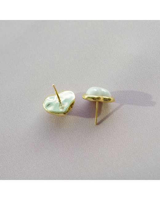 POPORCELAIN Multicolor Porcelain Pearly Heart Stud Earrings