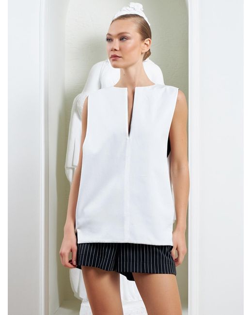 Lumina Eligma Black The Pear Shirt