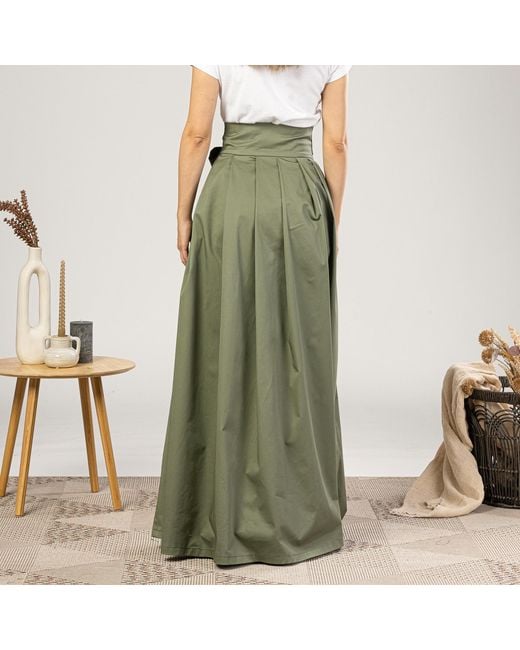Nikka Place Green Formal Pleated Long Skirt