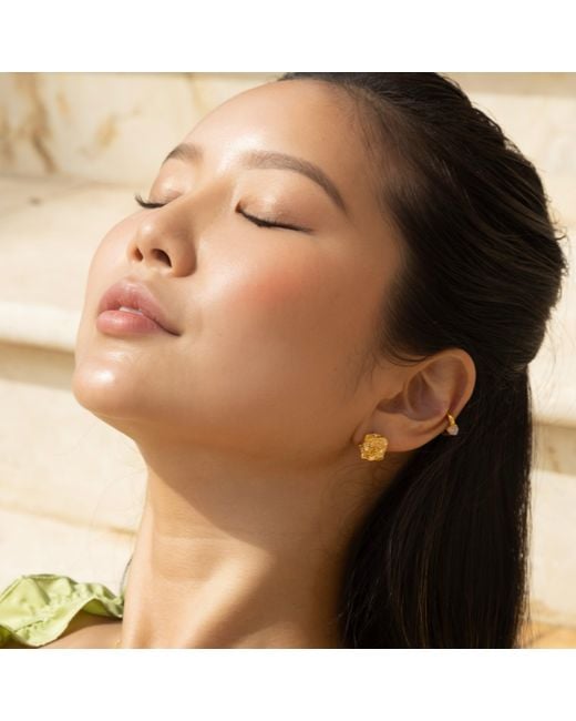 Shabella Nyc Metallic Mini Crinkle Earring