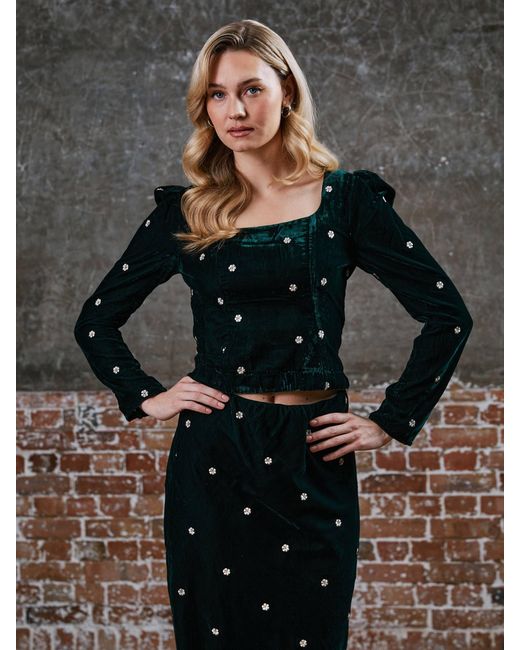 Rose & Nancy Black Mila Velvet Embroidered Skirt